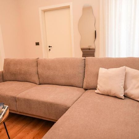 Bougainvilla Apartments Тирана Екстериор снимка