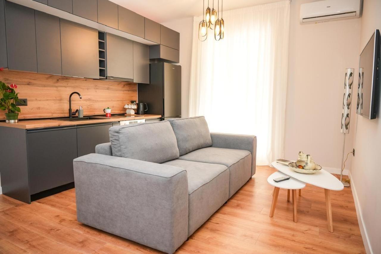 Bougainvilla Apartments Тирана Екстериор снимка