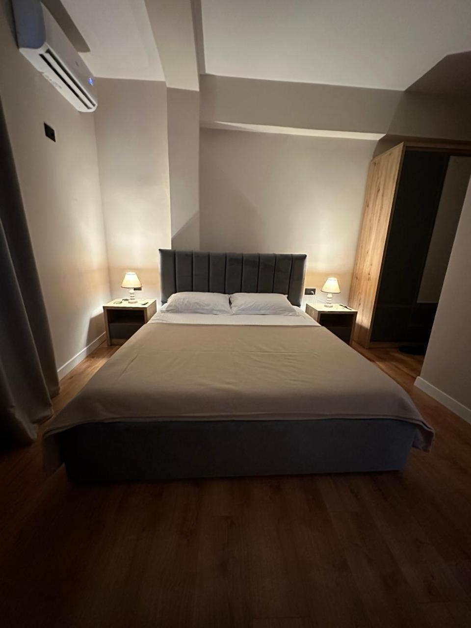 Bougainvilla Apartments Тирана Екстериор снимка